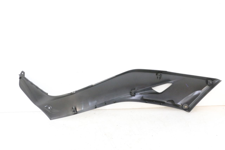 photo de CARENA SOTTO SELLA DESTRA YAMAHA XMAX X-MAX 125 (2021 - 2025)