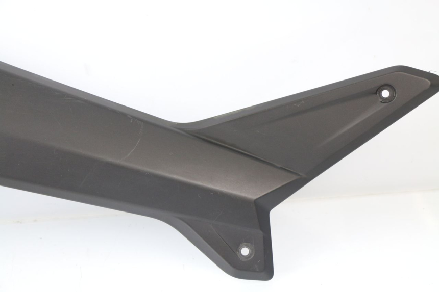 photo de COPERCHIO SOTTO SELLA DESTRO YAMAHA XP T-MAX TMAX ABS 530 (2012 - 2015)