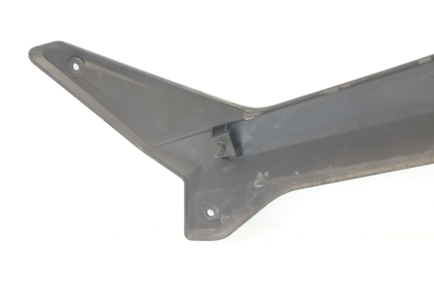 photo de COPERCHIO SOTTO SELLA DESTRO YAMAHA XP T-MAX TMAX ABS 530 (2012 - 2015)