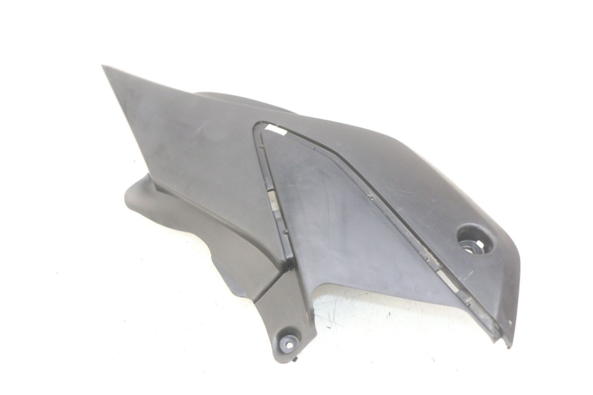 photo de COPERCHIO SOTTO SELLA DESTRO HONDA XR L 125 (2003 - 2007)