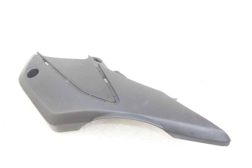 photo de COPERCHIO SOTTO SELLA DESTRO HONDA XR L 125 (2003 - 2007)