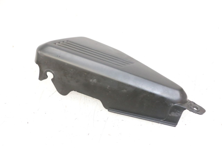 photo de CARENA SOTTO SELLA DESTRA YAMAHA FZS FAZER 600 (2001 - 2003)