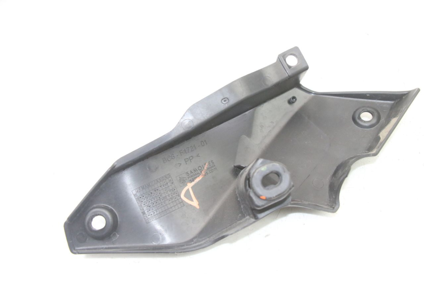 photo de CARENA SOTTO SELLA DESTRA YAMAHA TRACER 7 700 (2020 - 2024)