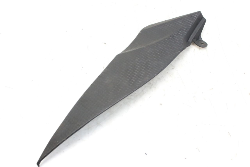 photo de COPERCHIO SOTTO SELLA DESTRO YAMAHA YZF R1 1000 (2007 - 2008)