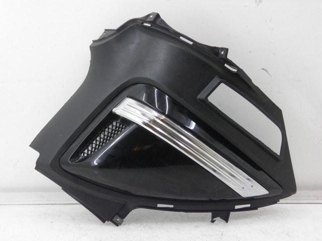 photo de COPERCHIO SOTTO SELLA DESTRO YAMASAKI YM50QT-N3 RETRO 50 (2012 - 2014)