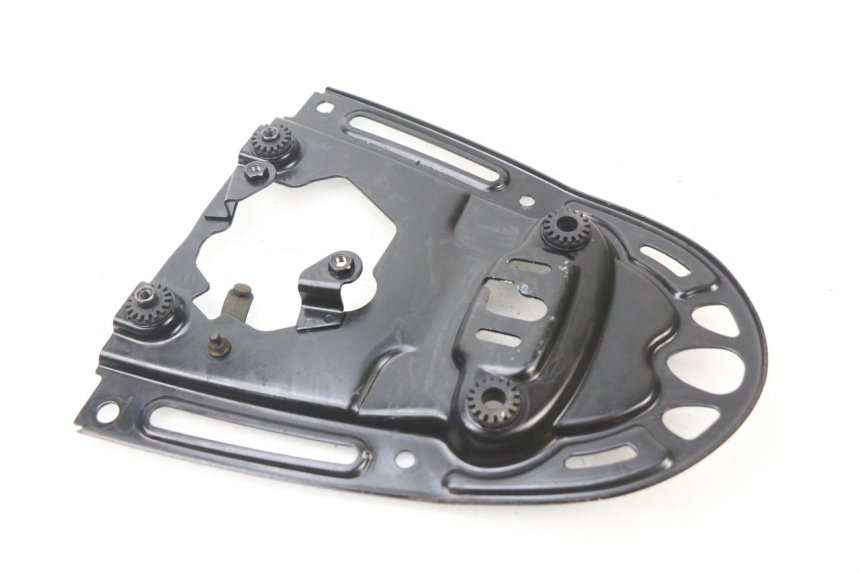 photo de COPERCHIO SOTTO SELLA DUCATI M796 MONSTER 796 (2010 - 2014)