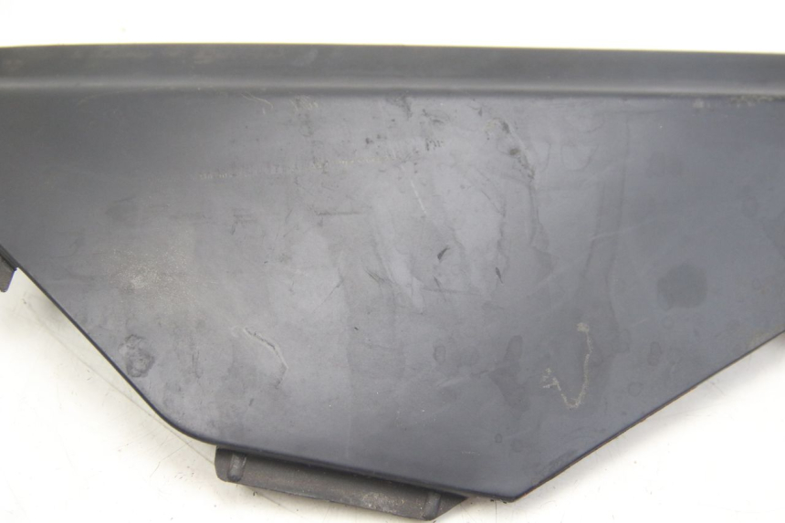 photo de COPERCHIO SOTTO SELLA SINISTRO APRILIA ATLANTIC 500 (2002 - 2003)