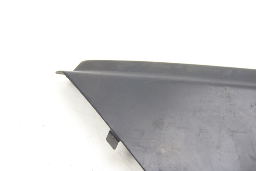 photo de COPERCHIO SOTTO SELLA SINISTRO APRILIA ATLANTIC 500 (2002 - 2003)