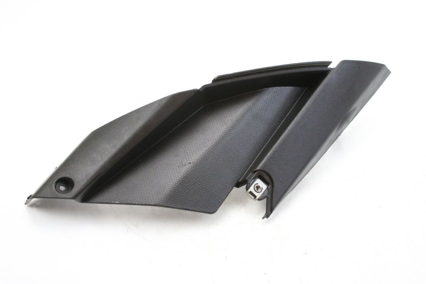 photo de CACHE SOTTO SELLA SINISTRA APRILIA SR R 2T LC 50 (2018 - 2021)