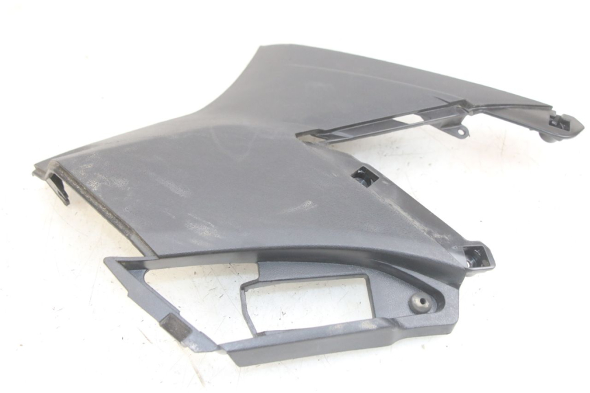 photo de COPERCHIO SOTTO SELLA SINISTRO APRILIA SXR 50 (2021 - 2023)