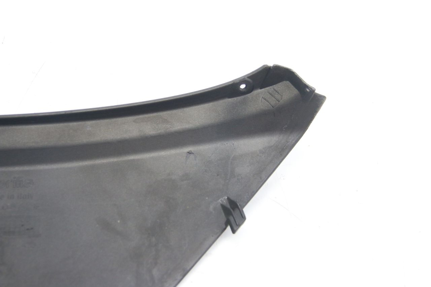 photo de COPERCHIO SOTTO SELLA SINISTRO APRILIA ATLANTIC 500 (2002 - 2003)