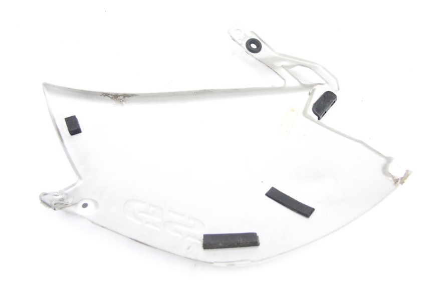 photo de COPERCHIO SOTTO SELLA SINISTRO BMW R GS 1200 (2005 - 2007)