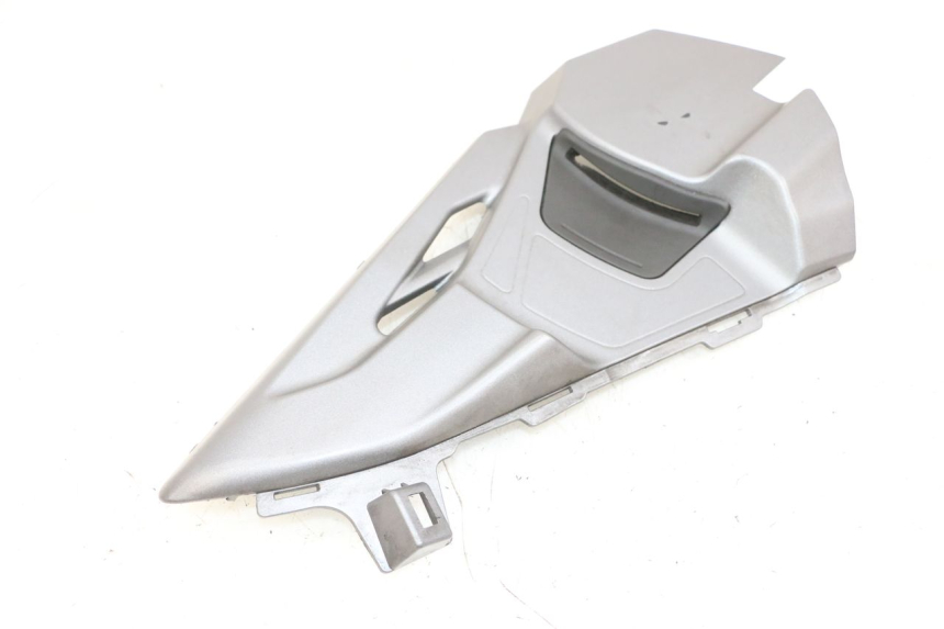 photo de CARENA SOTTO SELLA SINISTRA SUZUKI BURGMAN 650 (2013 - 2020)