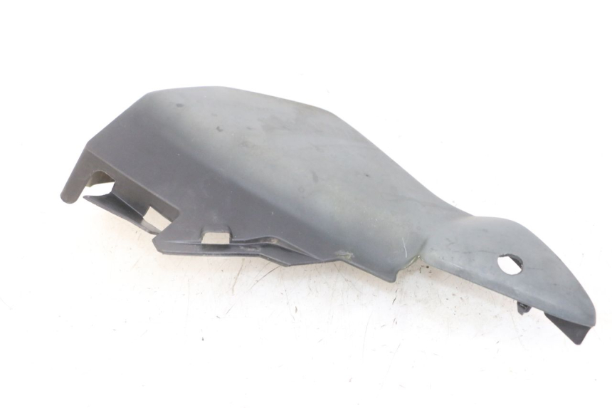 photo de COPERCHIO SOTTO SELLA SINISTRO HONDA CBF 500 (2004 - 2007)
