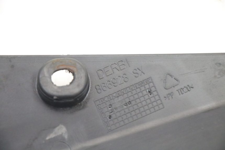 photo de CARENA SOTTO SELLA SINISTRA DERBI SENDA SM DRD X-TREME 50 (2011 - 2017)