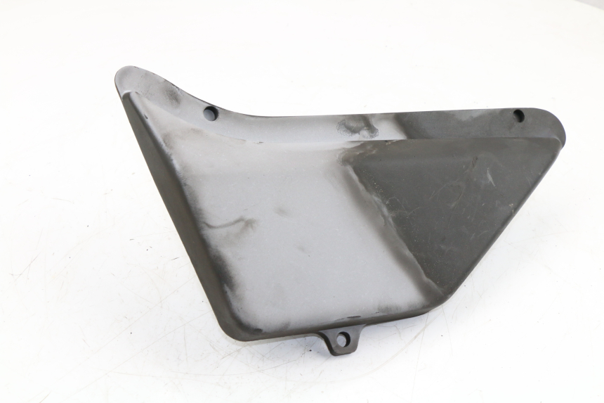 photo de COPERCHIO SOTTO SELLA SINISTRO HONDA CLR CITYFLY 125 (1998 - 2003)