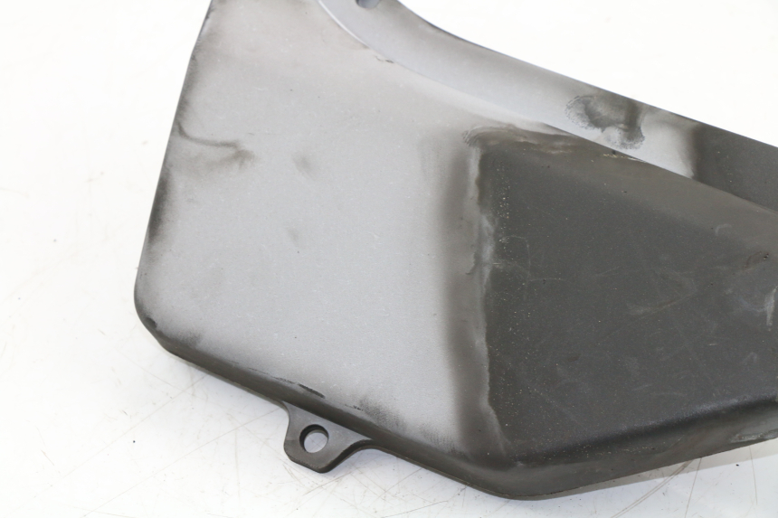 photo de COPERCHIO SOTTO SELLA SINISTRO HONDA CLR CITYFLY 125 (1998 - 2003)