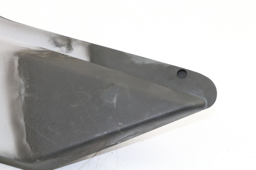 photo de COPERCHIO SOTTO SELLA SINISTRO HONDA CLR CITYFLY 125 (1998 - 2003)