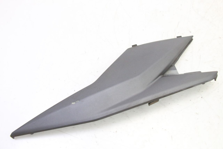 photo de COPERCHIO SOTTO SELLA SINISTRO SYM JET 14 4T 50 (2018 - 2022)