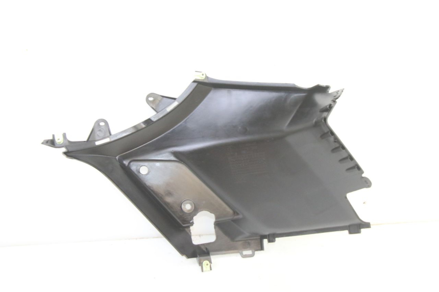 photo de COPERCHIO SOTTO SELLA SINISTRO PEUGEOT KISBEE 2T 50 (2010 - 2017)