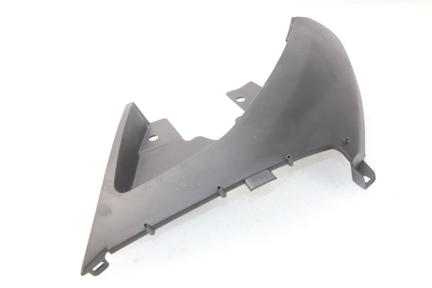 photo de COPERCHIO SOTTO SELLA SINISTRO PEUGEOT METROPOLIS 400 (2017 - 2020)