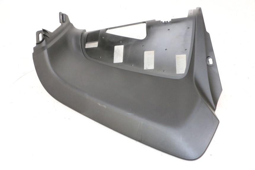 photo de CARENA SOTTO SELLA SINISTRA YAMAHA NEO'S CORE 1 (2022 - 2026) - Marcature e riferimenti originali