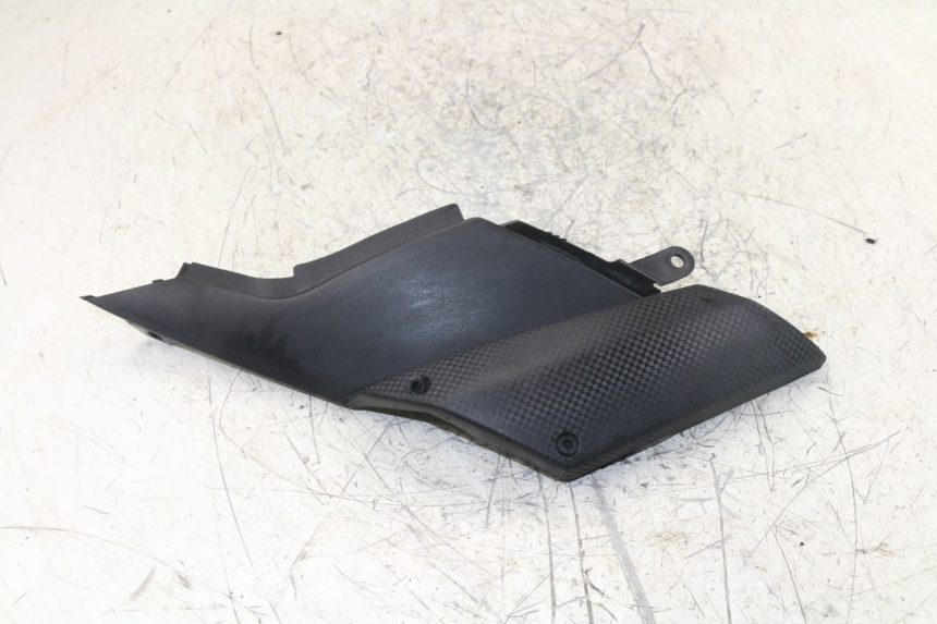 photo de COPERCHIO SOTTO SELLA SINISTRO PEUGEOT JET FORCE TSDI 50 (2003 - 2009)
