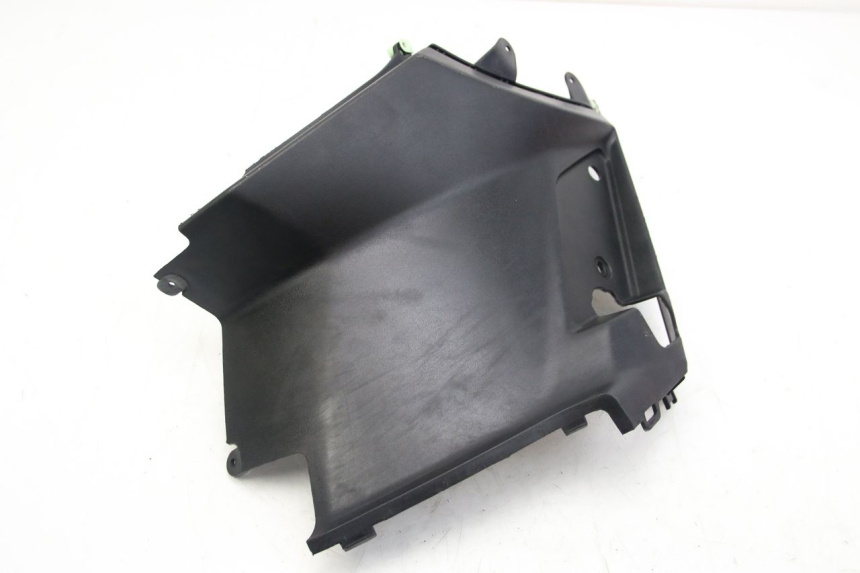 photo de CACHE SOTTO SELLA SINISTRO PEUGEOT KISBEE 2T 50 (2018 - 2022)
