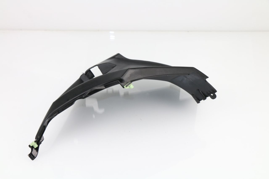 photo de COPERCHIO SOTTO SELLA SINISTRO PEUGEOT KISBEE 2T 50 (2010 - 2017)