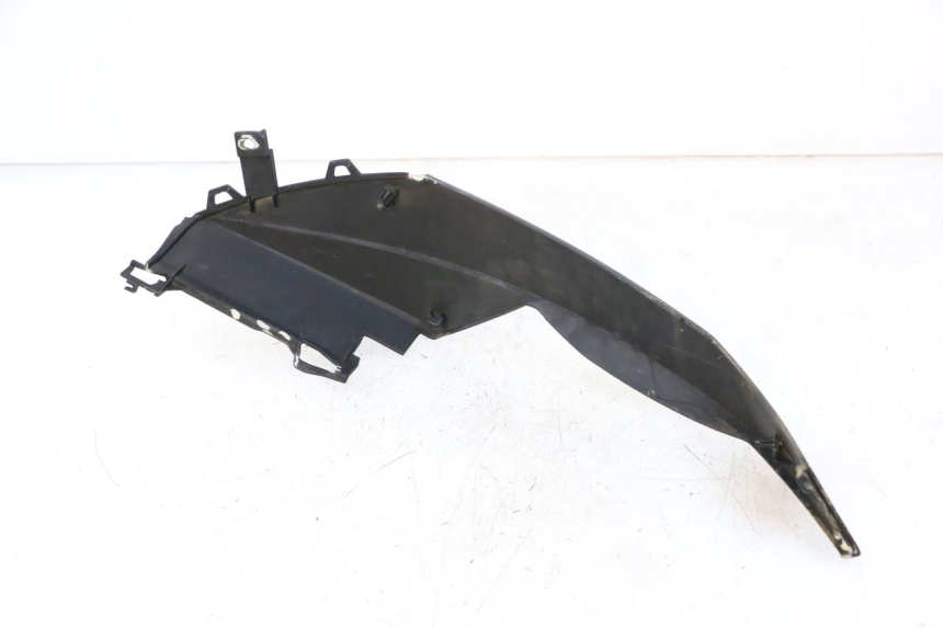 photo de CARENA SOTTO SELLA SINISTRA PEUGEOT SPEEDFIGHT 3 LC 2T 50 (2009 - 2015)