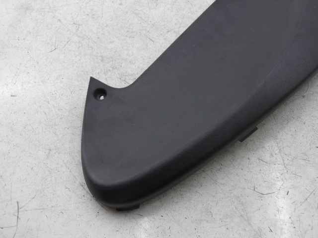 photo de COPERCHIO SOTTO SELLA SINISTRO PIAGGIO FLY 125 (2005 - 2012)