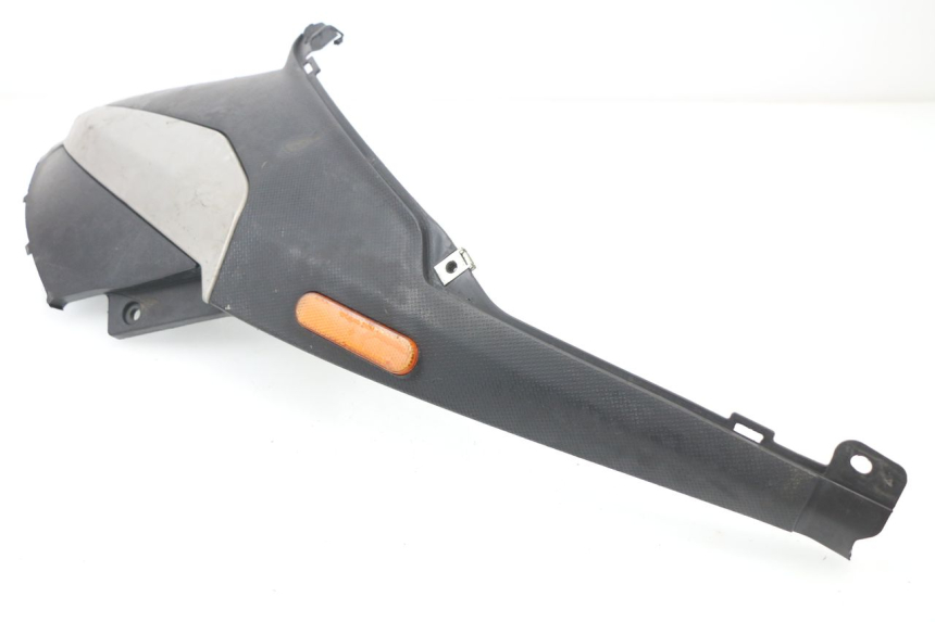 photo de COPERCHIO SOTTO SELLA SINISTRO PIAGGIO NRG 50 (2004 - 2017)