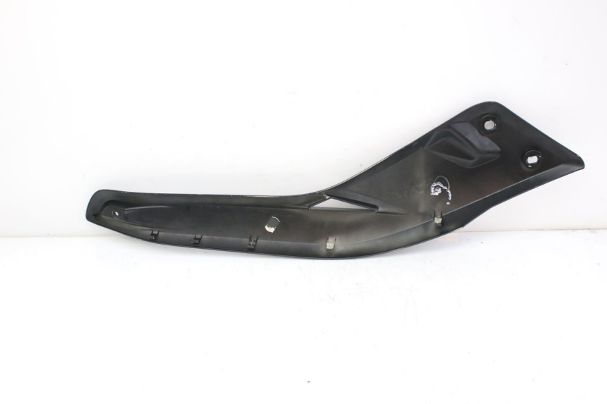photo de COPERCHIO SOTTO SELLA SINISTRO MBK SKYCRUISER 125 (2010 - 2013)