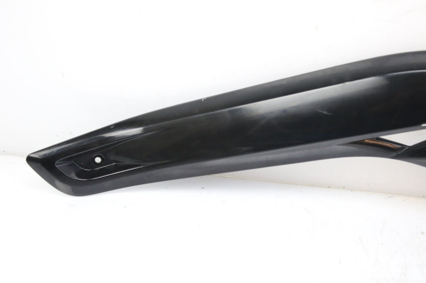 photo de COPERCHIO SOTTO SELLA SINISTRO MBK SKYCRUISER 125 (2010 - 2013)