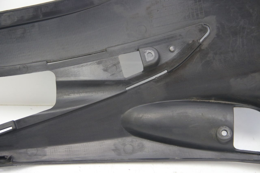 photo de CACHE SOTTO SELLA SINISTRO SUZUKI SIXTEEN 125 (2008 - 2010)