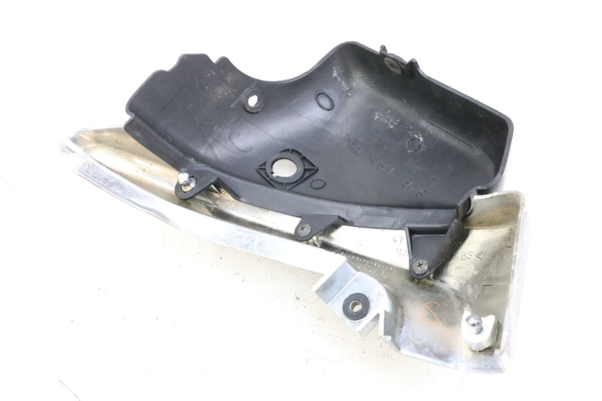 photo de CARENA SOTTO SELLA SINISTRA SUZUKI VL INTRUDER 125 (2004 - 2007)