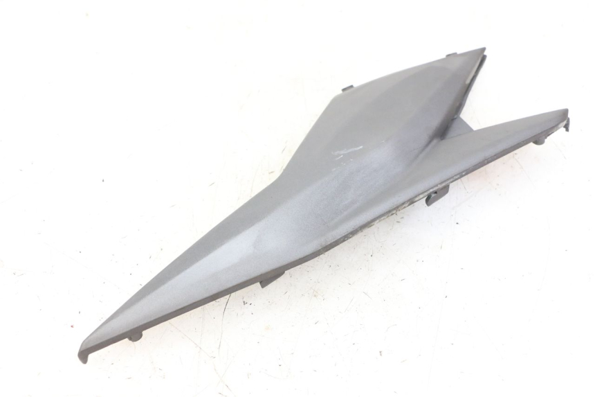photo de COPERCHIO SOTTO SELLA SINISTRO SYM JET 14 4T 50 (2018 - 2022)