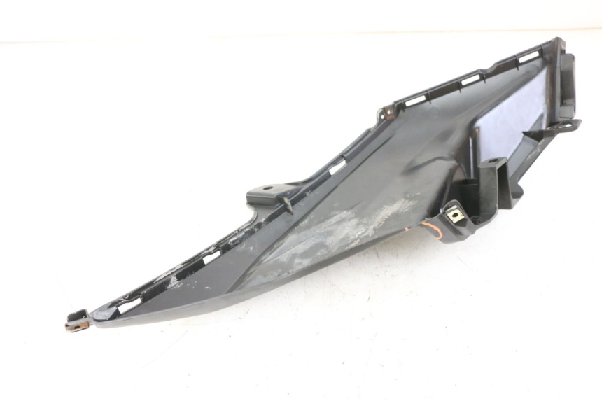 photo de CACHE SOTTO SELLA SINISTRA SYM ORBIT III 3 4T 50 (2018 - 2021)