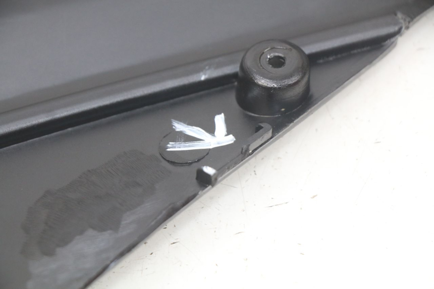 photo de CACHE SOTTO SELLA SINISTRO TNT MOTOR GRIDO 2T 50 (2010 - 2019)