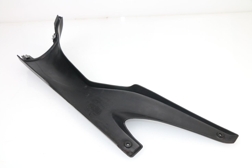 photo de COPERCHIO SOTTO SELLA SINISTRO APRILIA TUONO 125 (2003 - 2005) - Zoom sullo stato d'uso