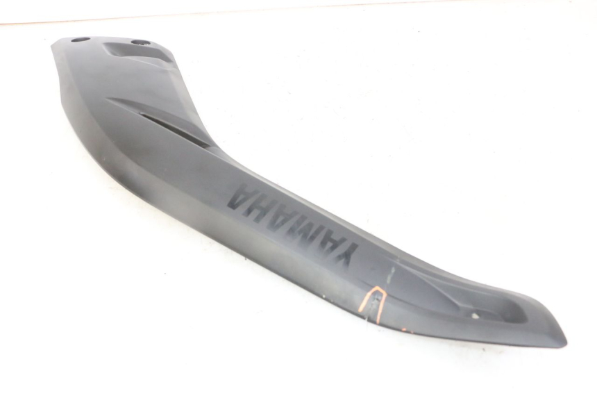 photo de COPERCHIO SOTTO SELLA SINISTRO YAMAHA X-MAX XMAX 125 (2010 - 2014)