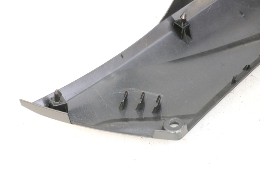 photo de CARENA SOTTO SELLA SINISTRA YAMAHA XMAX X-MAX 125 (2021 - 2025)