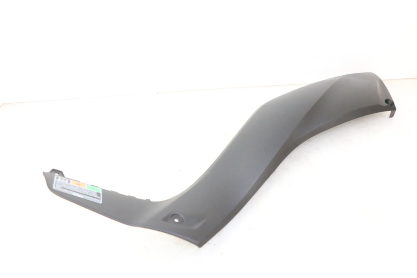 photo de CARENA SOTTO SELLA SINISTRA YAMAHA XMAX X-MAX 125 (2021 - 2025)