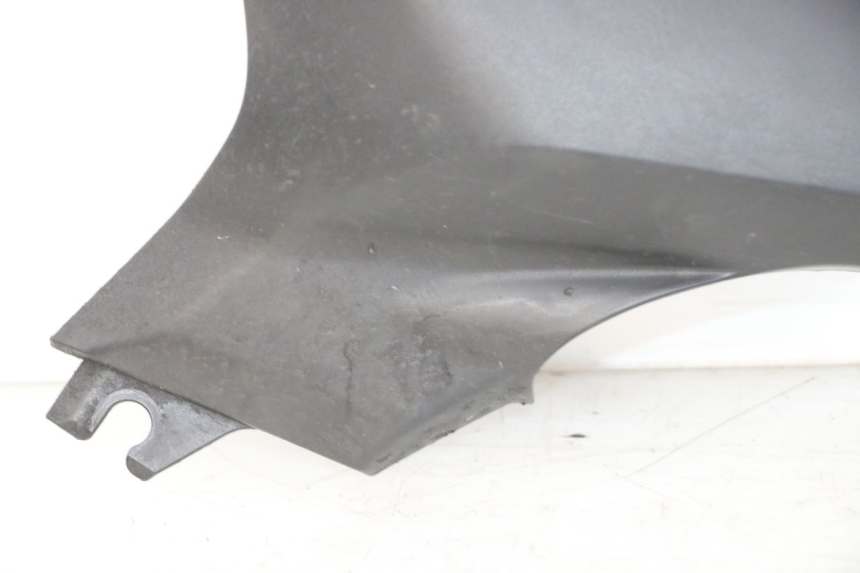 photo de COPERCHIO SOTTO SELLA SINISTRO YAMAHA XJ6 ABS 600 (2008 - 2016)