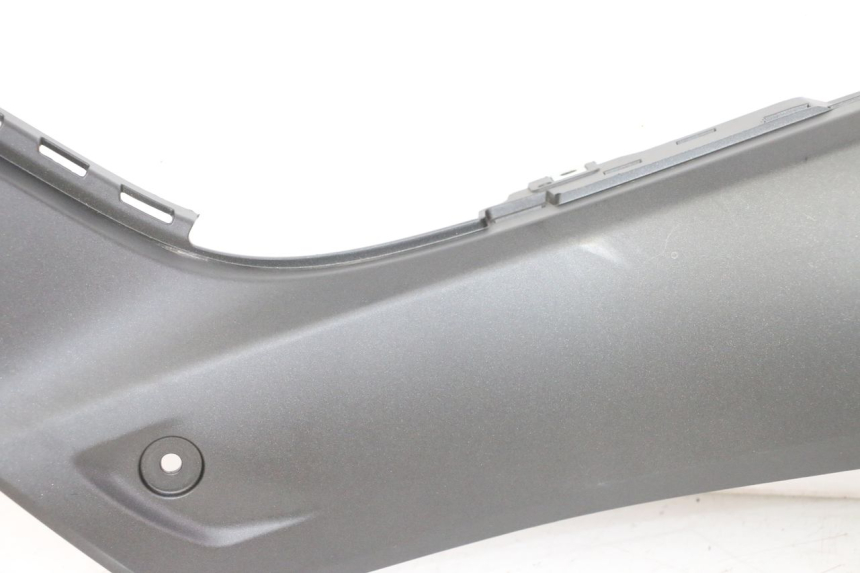 photo de CARENA SOTTO SELLA SINISTRA YAMAHA XMAX X-MAX 125 (2021 - 2025)