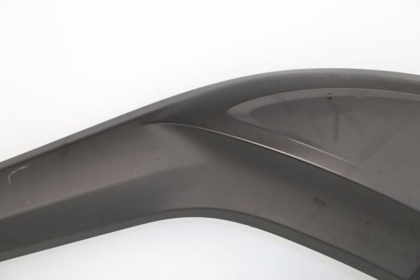 photo de COPERCHIO SOTTO SELLA SINISTRO YAMAHA XP T-MAX TMAX 530 (2015 - 2016)