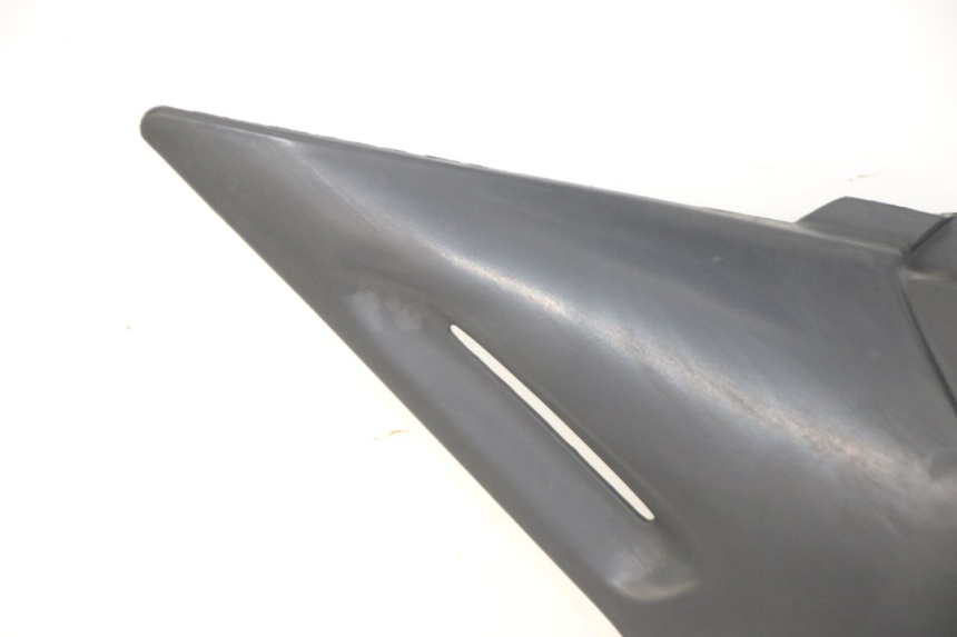 photo de COPERCHIO SOTTO SELLA SINISTRO YAMAHA XJN DIVERSION 600 (2000 - 2003)