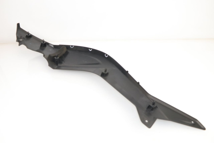 photo de COPERCHIO SOTTO SELLA SINISTRO YAMAHA XP T-MAX TMAX 530 (2015 - 2016)