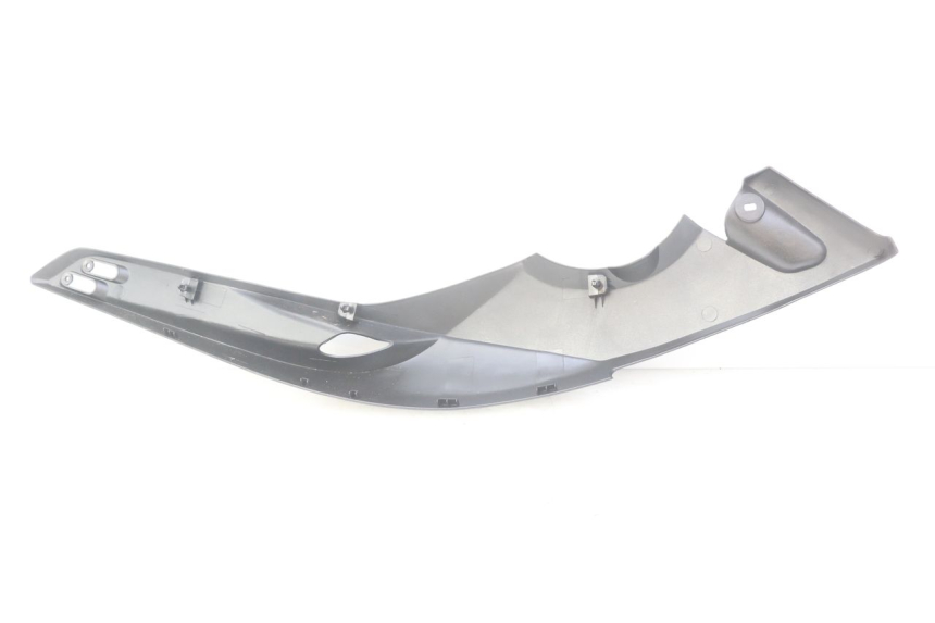 photo de COPERCHIO SOTTO SELLA SINISTRO YAMAHA XP T-MAX TMAX ABS 500 (2004 - 2007)