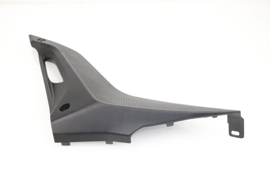 photo de COPERCHIO SOTTO SELLA SINISTRO YAMAHA YZF R 125 (2008 - 2013)